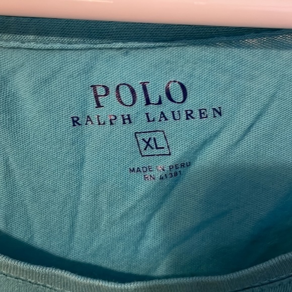 FOUR long sleeve shirt BUNDLE!! - Picture 8 of 8